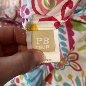 Pottery Barn Teen Duvet Cover with 2 Shams